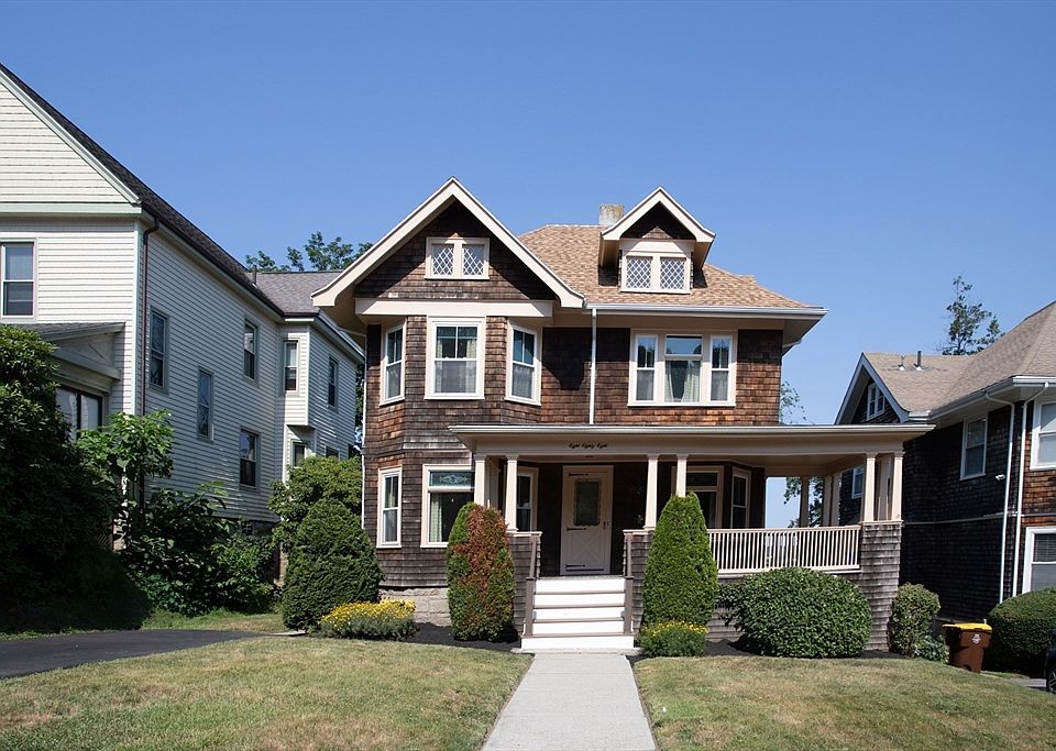 1st image of 888 Rock St