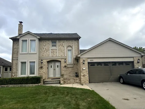 3231 Barkway Dr, Sterling Heights, MI 48310