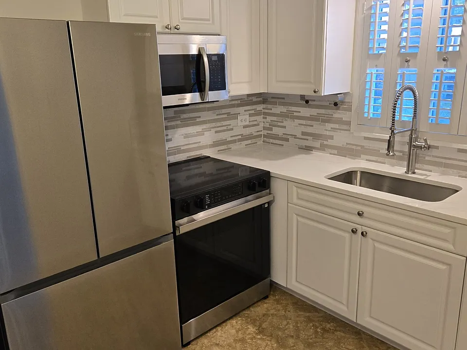 2304 Ringling Blvd #117
