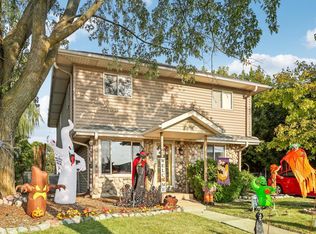 5384 S 9th St, Milwaukee, WI 53221