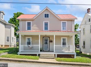 112 Washington St, Hancock, MD 21750