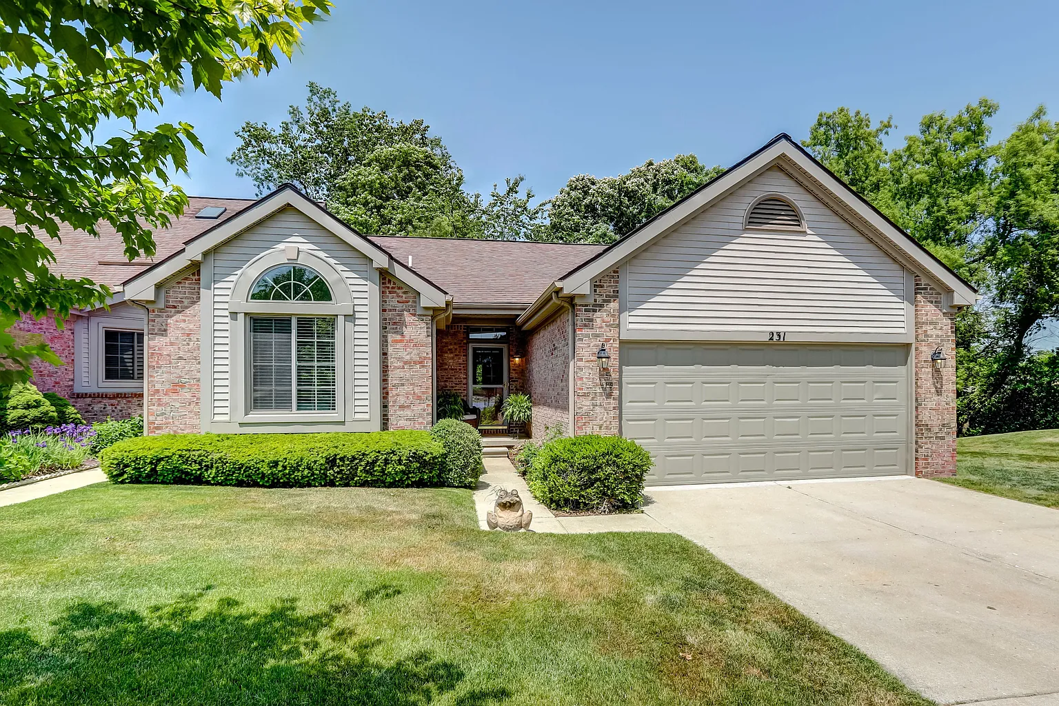 231 Sisu Knoll Dr photo 1