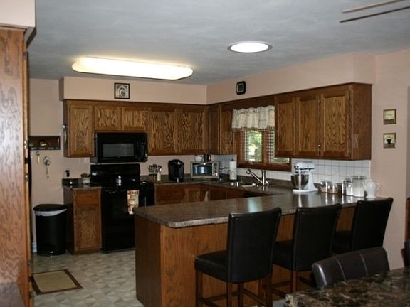 2nd image of 7191 Birchwood Dr