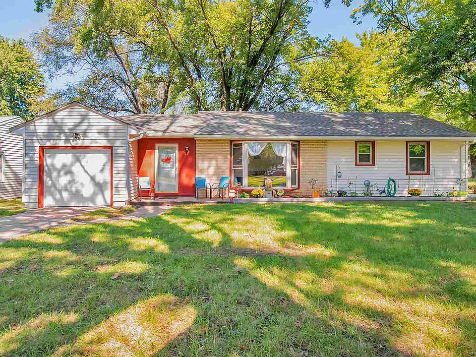 1st image of 1516 Terrace Dr