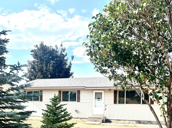 270 5th Ave W, Wendell, ID 83355