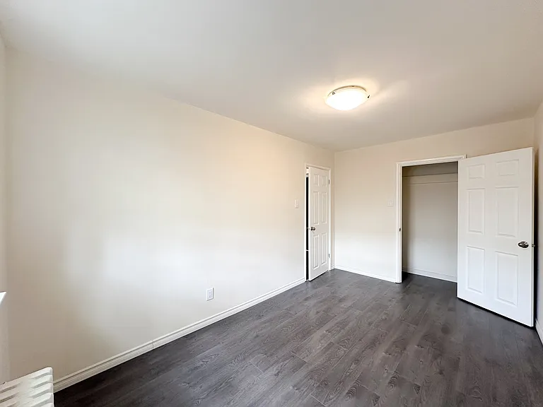 118 Montgomery Ave — Photo 18