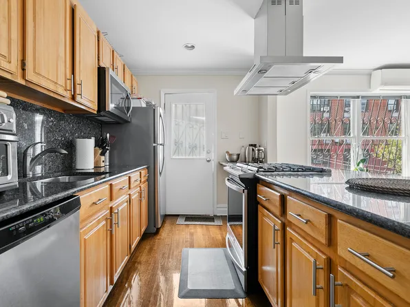 608 East 140th Street image 7 of 11