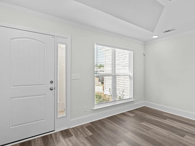 8115 Bannock Cir — Photo 6