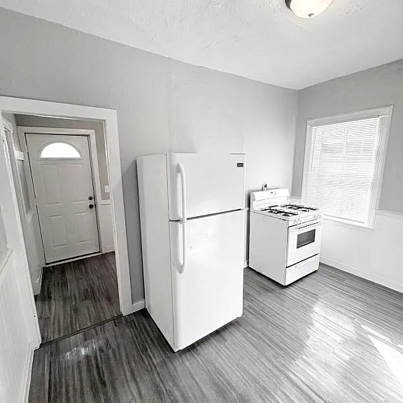 2708 7th Ave — Photo 27