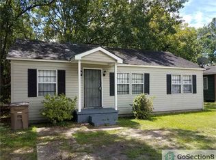 1813 Halls Mill Rd, Mobile, AL 36606