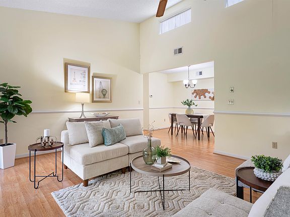 2nd image of 101 Turtle Creek Rd APT 11