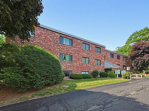 2nd image of 65 Milliken Ave APT 3