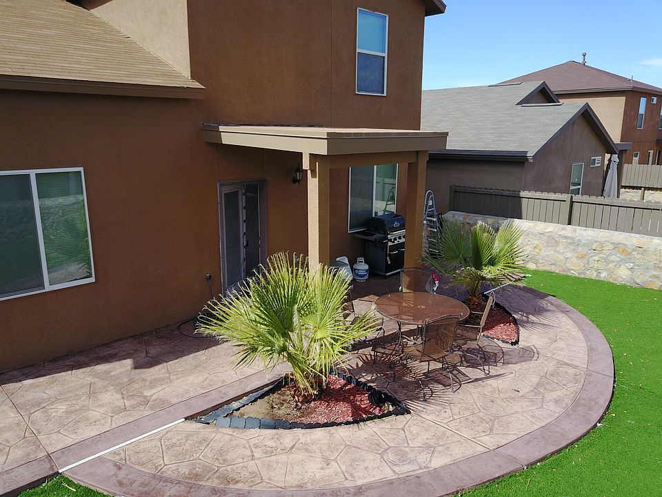 2nd image of 2208 Decamp Point Pl