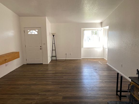 2nd image of 625 Monte Vista Way
