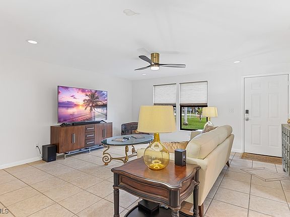 4th image of 170 5th St