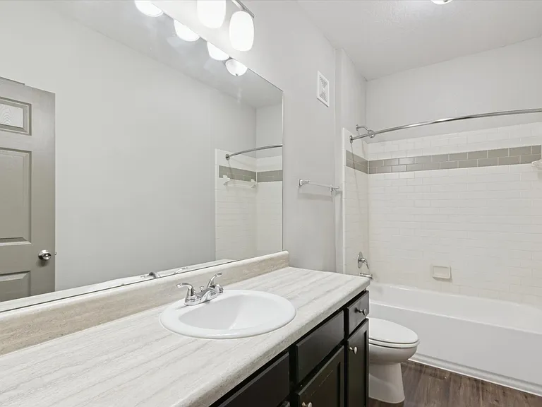 Villas at Park Avenue — Photo 84