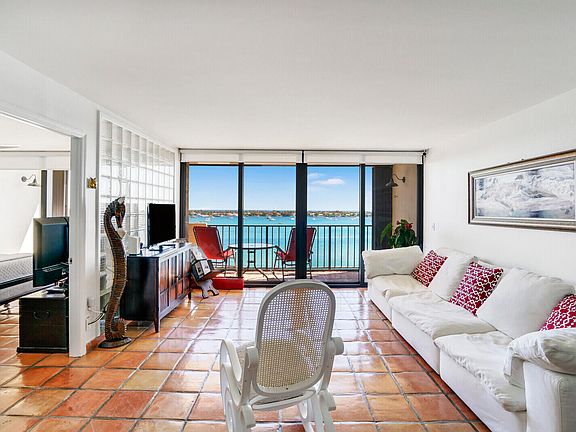 5th image of 5600 N Flagler Drive #809