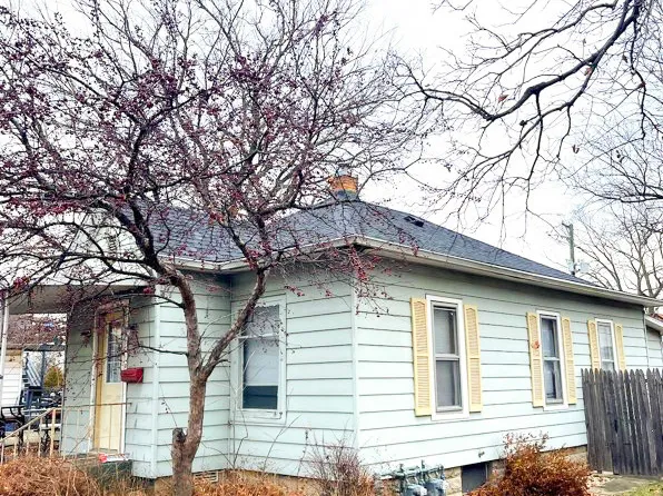 368 N Wall St, Kankakee, IL 60901