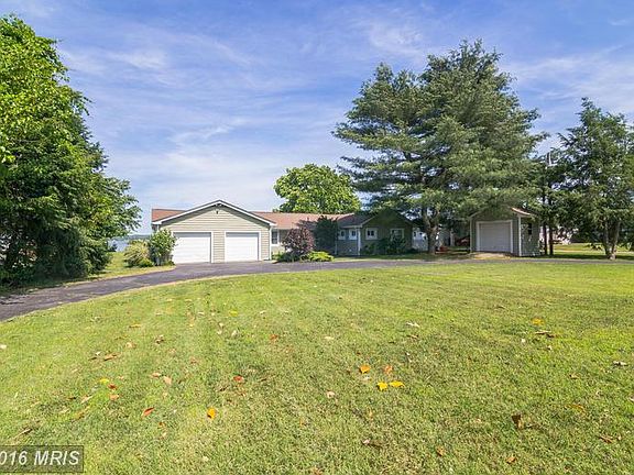 2nd image of 40485 Beach Dr