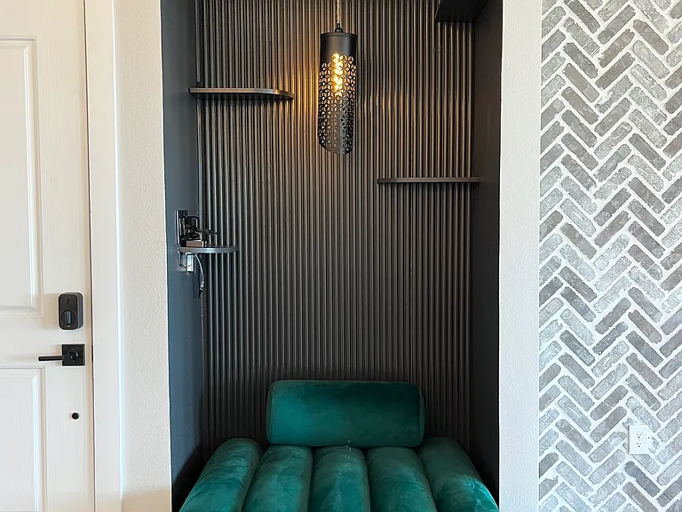 251 S Mill St #320 — Photo 7