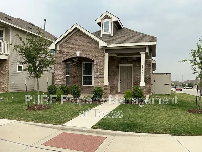 17901 Giglio Way — Photo 2