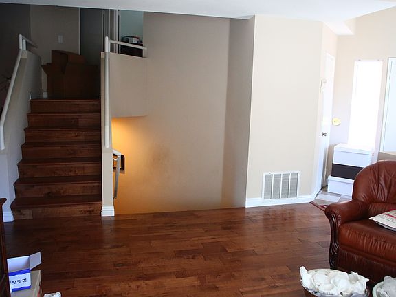3rd image of 3030 La Paz Ln Unit D