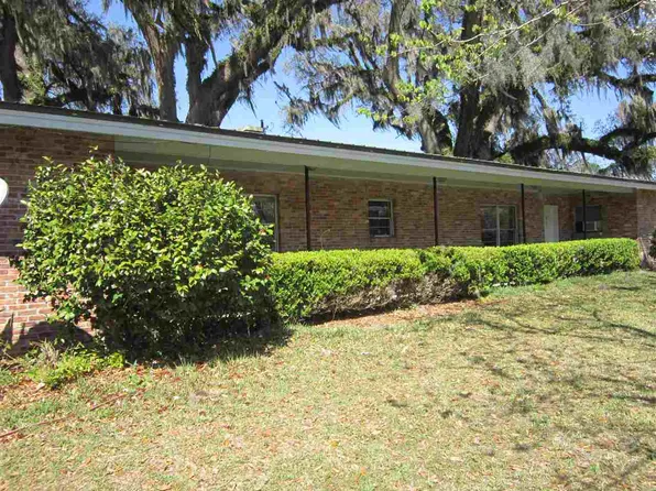 414 Elm St E, Perry, FL 32348