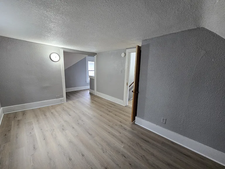 642 Dawson St — Photo 20
