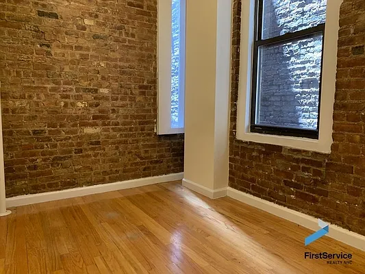 Rented by FirstService Realty (legacy) | media 11