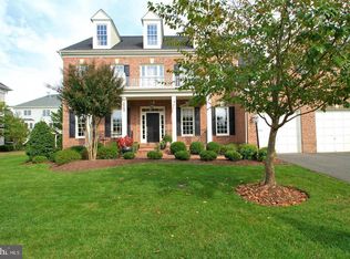 8449 Link Hills Loop, Gainesville, VA 20155