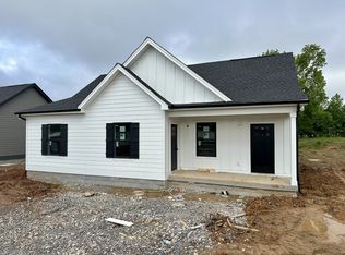 341 Woods Rd, Portland, TN 37148