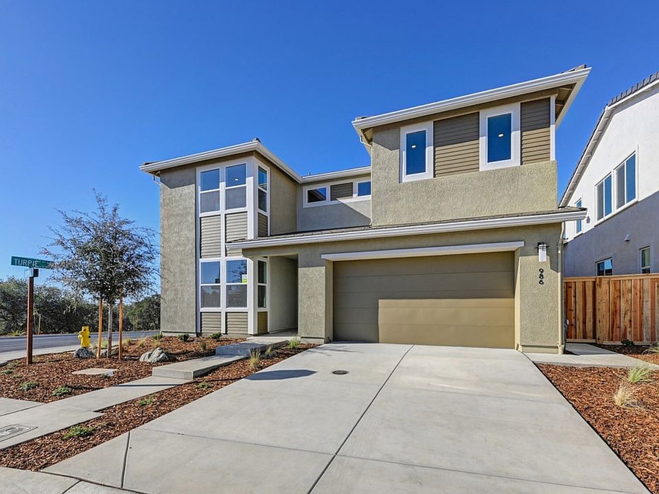 Mountaingate 49 Exterior