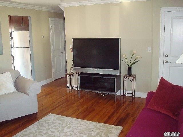 1st image of 3610 Ionia St