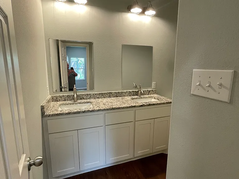 1008 Woodland Dr — Photo 12