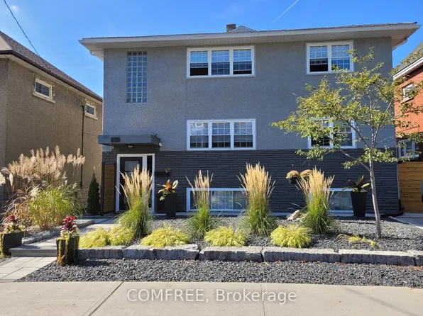32 Saint Francis St, Ottawa, ON K1Y 1W5