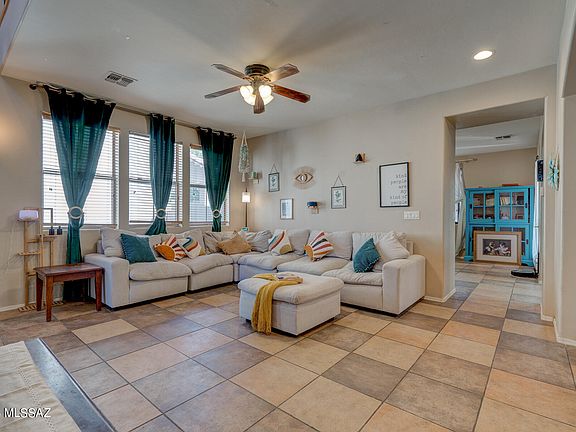 5th image of 552 E Calle De Ocaso
