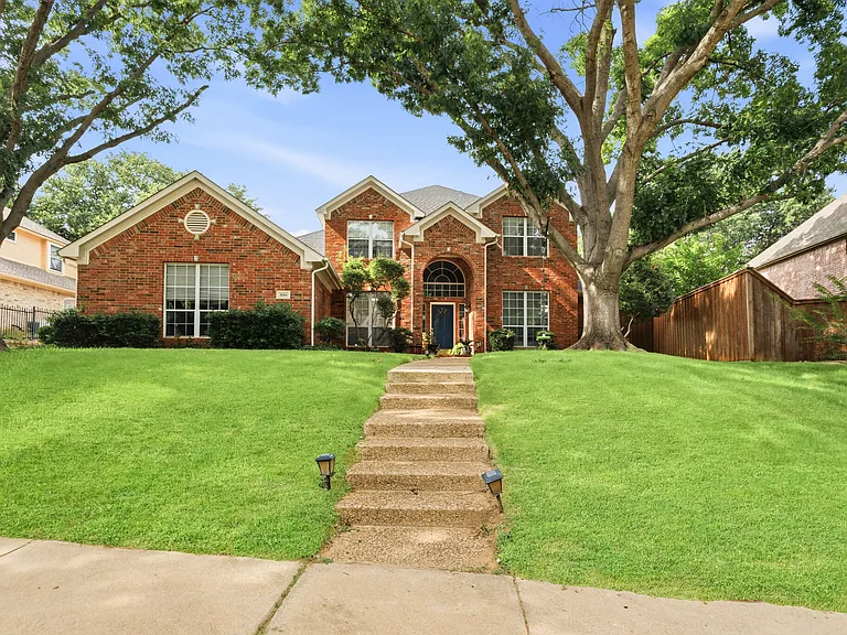 3204 Chaucer Ln — Photo 2