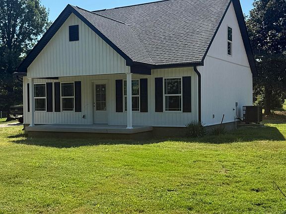 3rd image of 379 Old Nazareth Rd