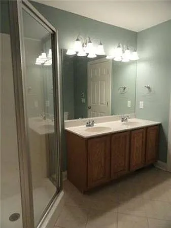6018 Morrow Rd — Photo 8