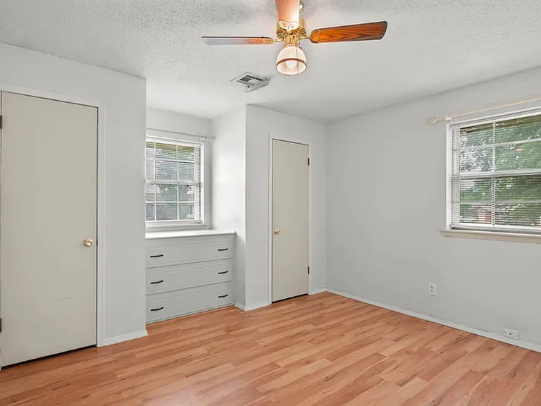 220 E Beech Ave — Photo 17