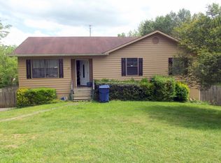 131 Squaw Ln, Madisonville, TN 37354