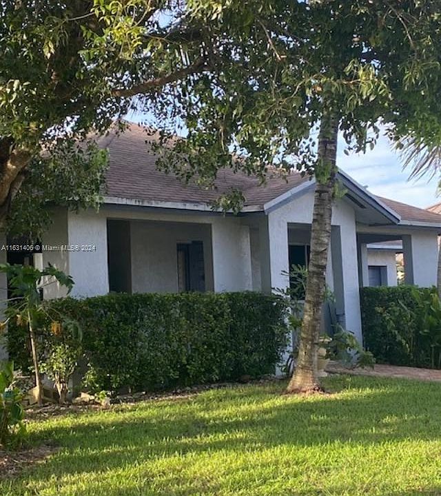 1st image of 776 NW 3rd Ter