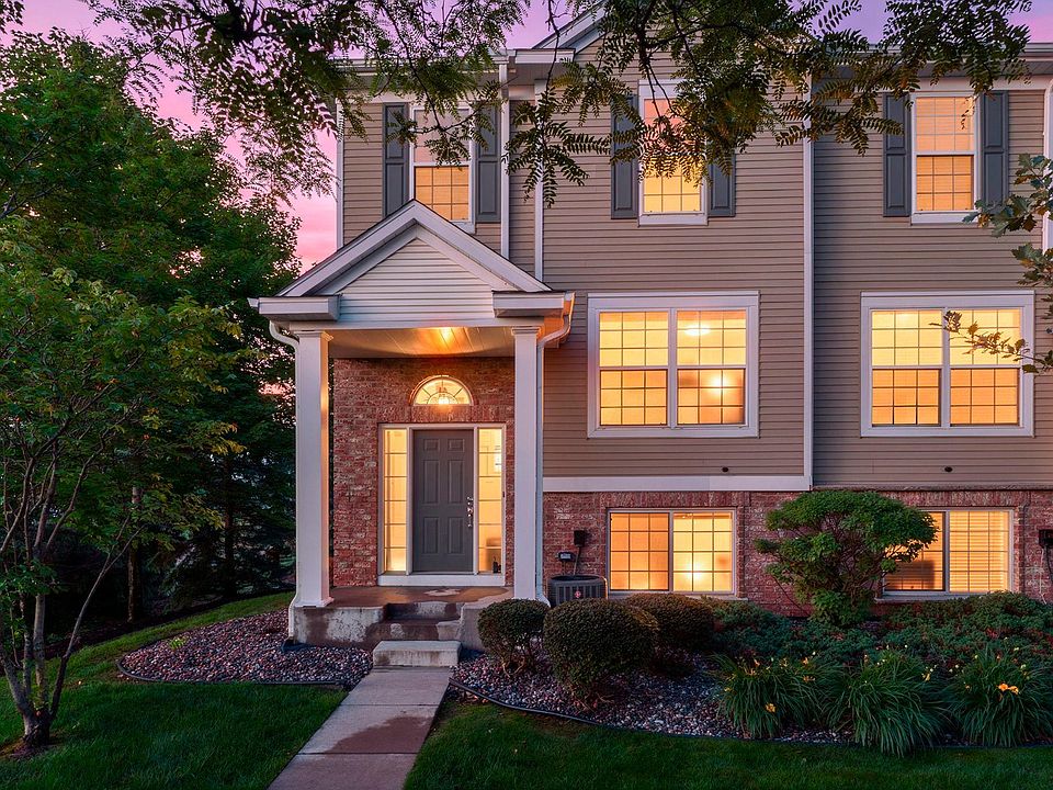 1st image of 868 Ledgestone Dr
