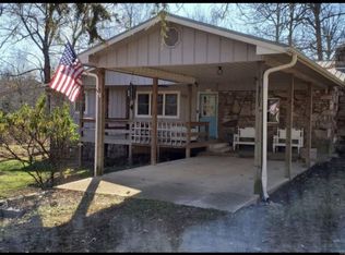 2703 Sycamore Creek Cir, Mammoth Spring, AR 72554