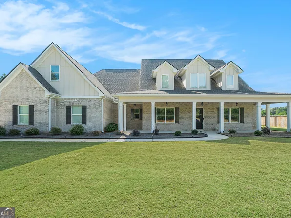 2100 Meadowood Cv, Monroe, GA 30655