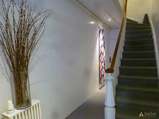Rented by Anchor Associates | media 31