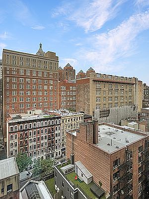 1st image of 150 E 18th St APT 14A