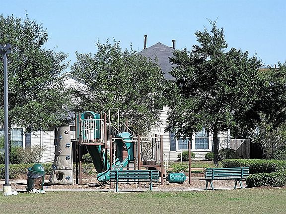 4th image of 19420 Wann Park Dr