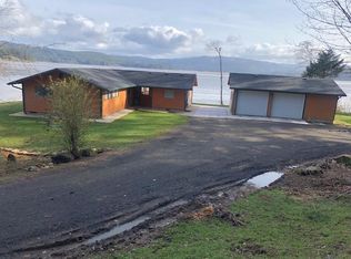 1830 N Bayview Rd, Waldport, OR 97394