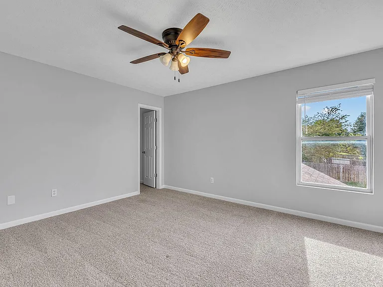 3418 Blaze Dr — Photo 44